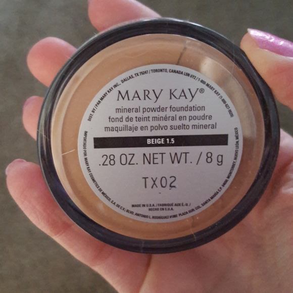 Mary Kay Mineral Powder Foundation NWT - Picture 4 of 7